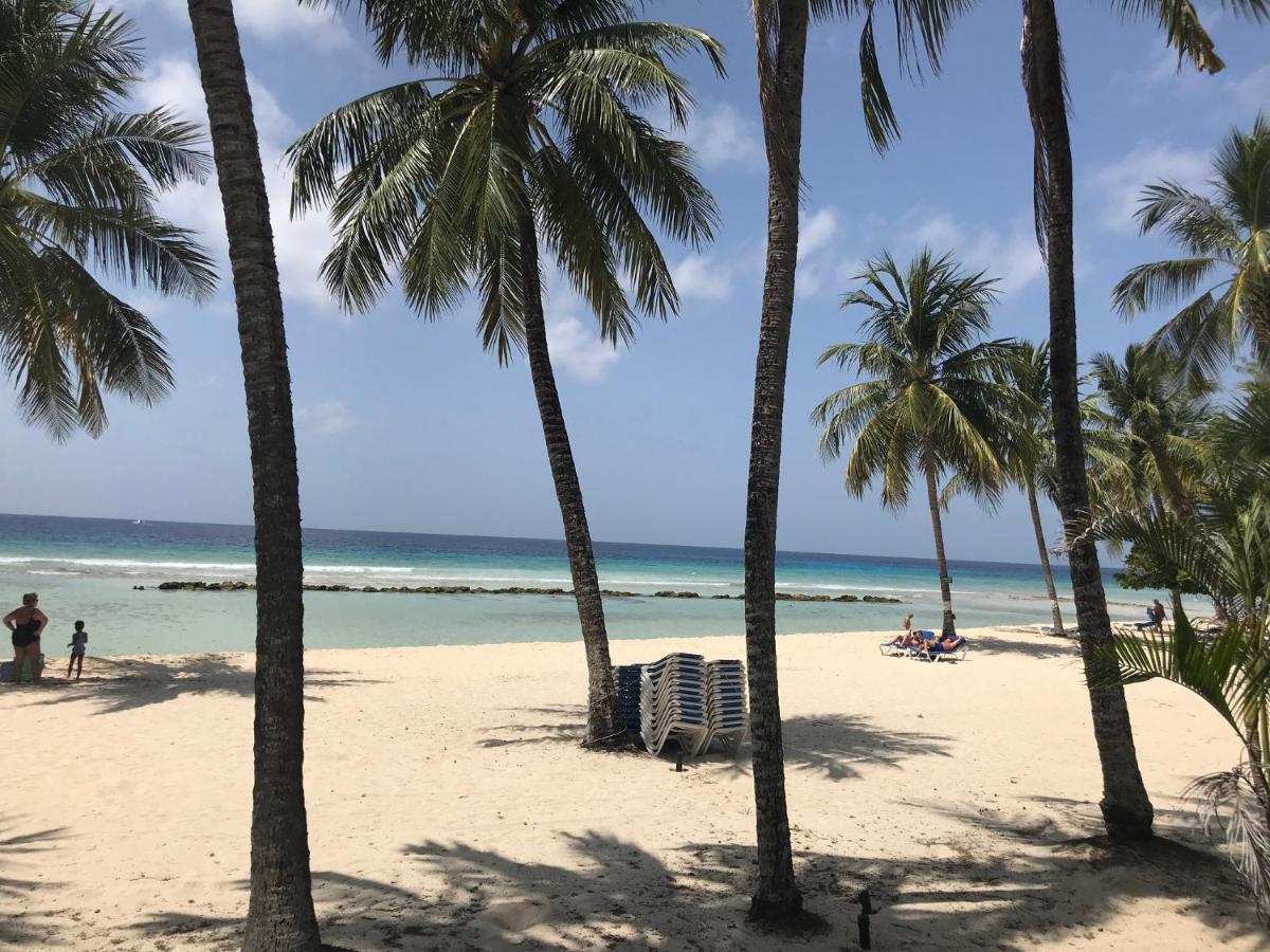 Courtyard By Marriott Bridgetown, Barbados Hotel Exterior foto