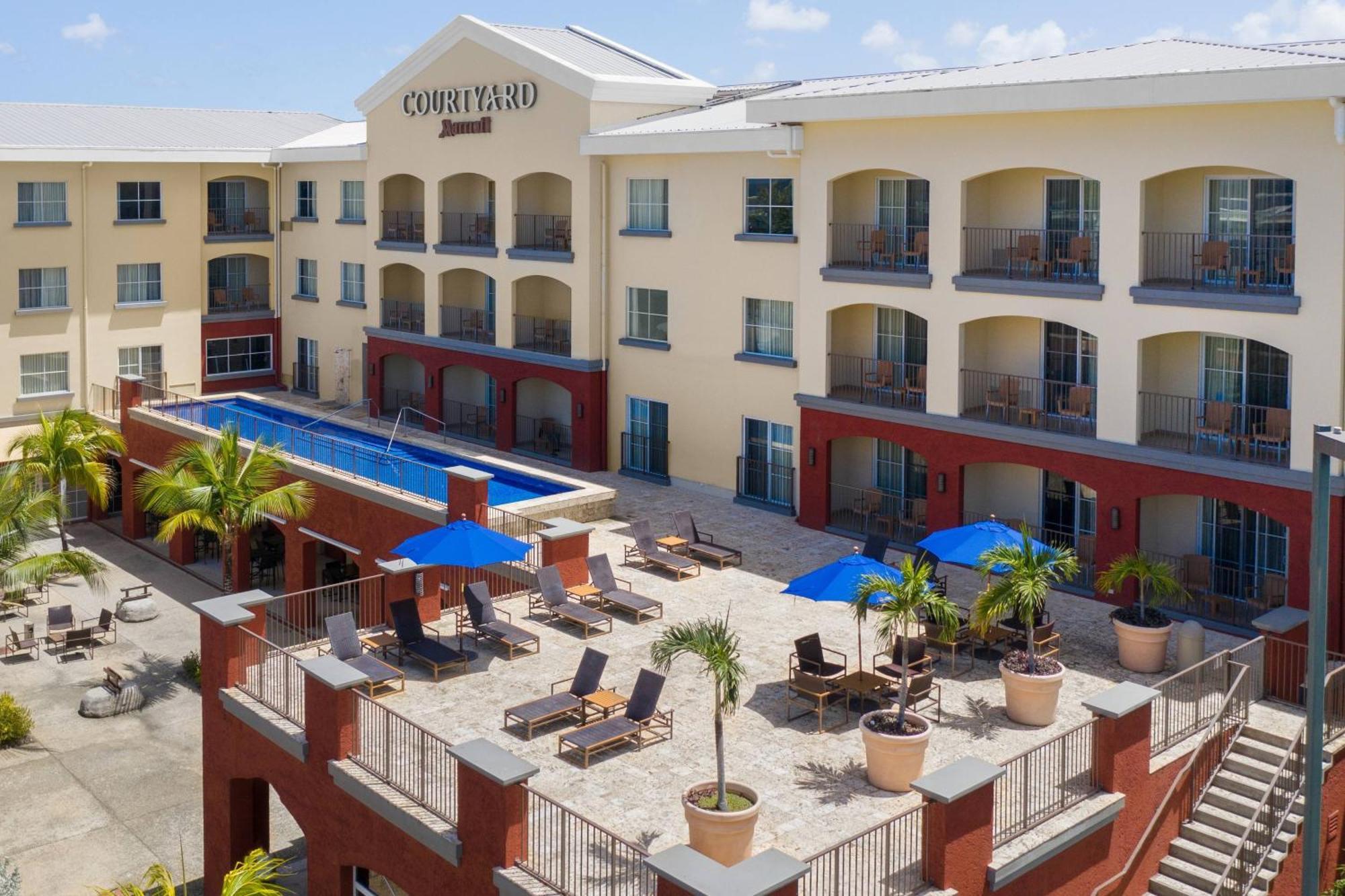 Courtyard By Marriott Bridgetown, Barbados Hotel Exterior foto