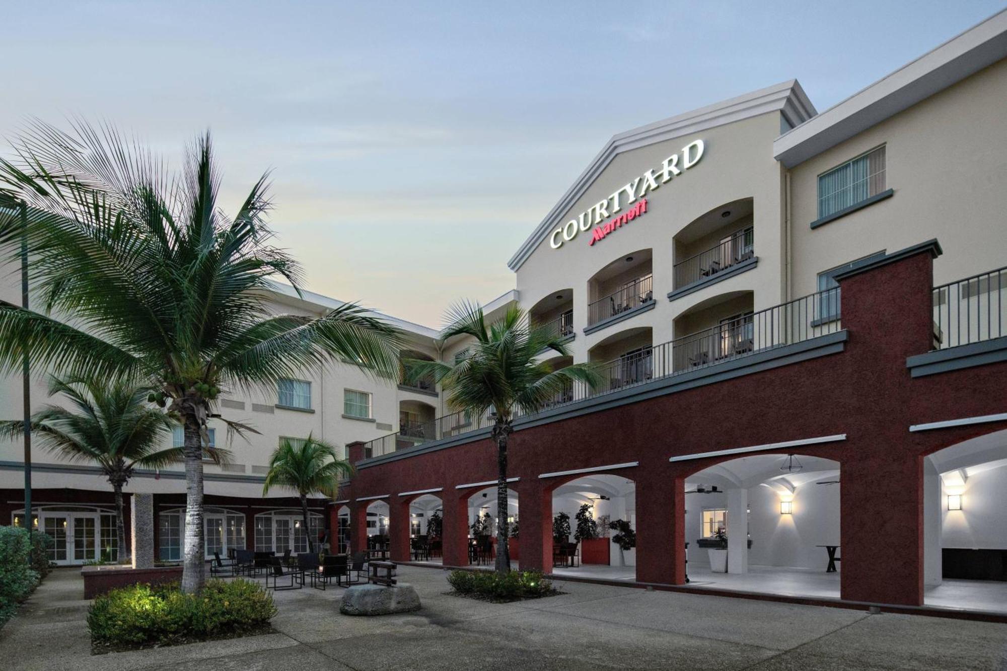 Courtyard By Marriott Bridgetown, Barbados Hotel Exterior foto
