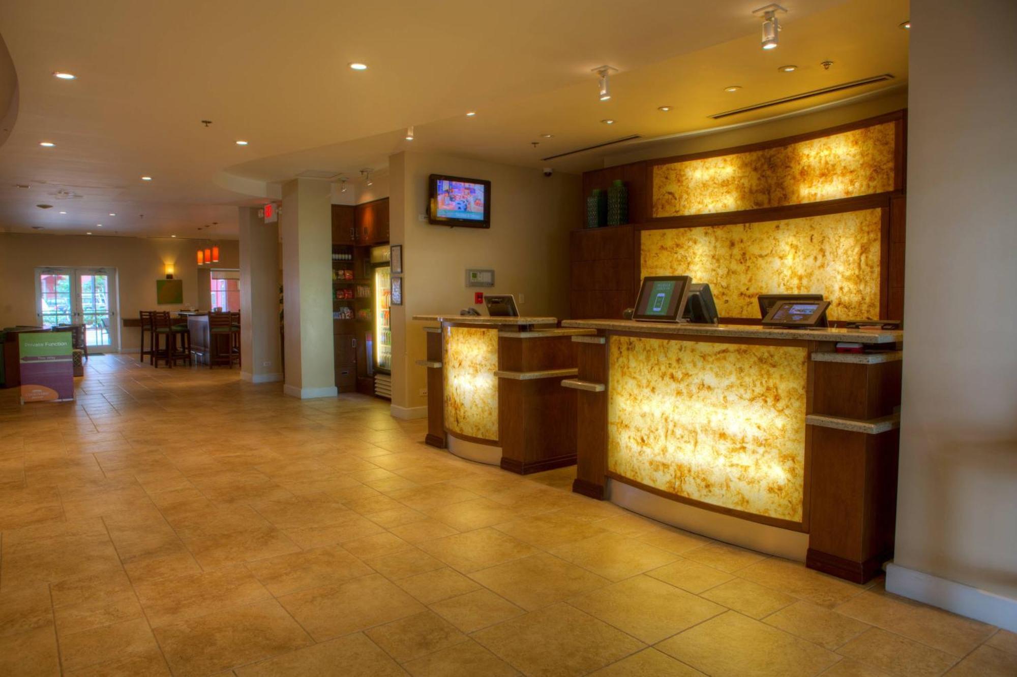 Courtyard By Marriott Bridgetown, Barbados Hotel Exterior foto