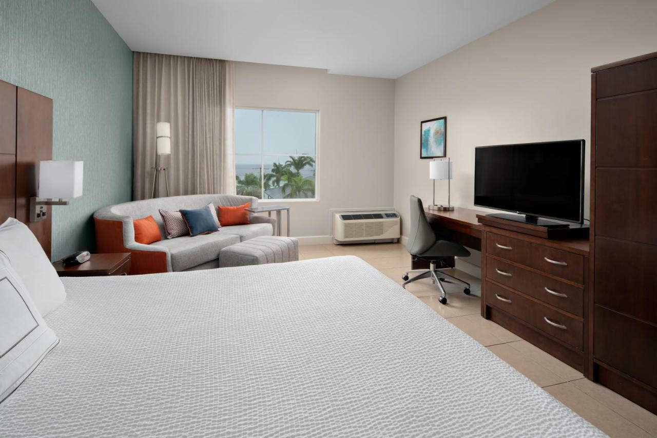 Courtyard By Marriott Bridgetown, Barbados Hotel Exterior foto